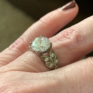 Antique style cz ring in silver metal setting approx 2 carats